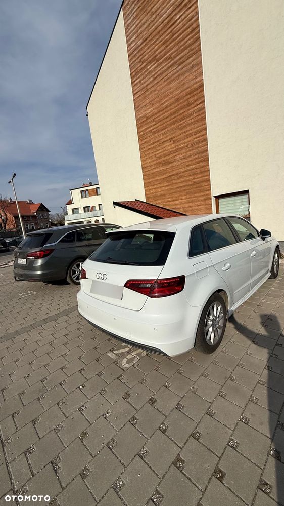 Audi A3 Sportback 2.0 TDI Sport - 4