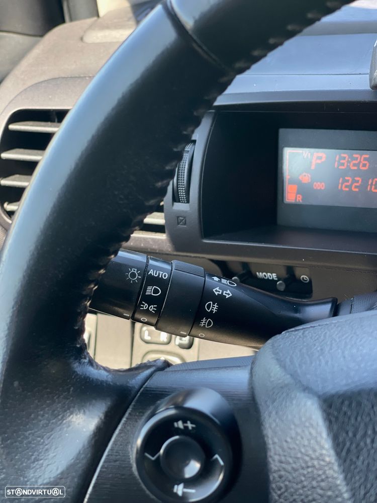 Toyota iQ 1.33 VVT-i 2 MultiDrive EP+NAVI+Bluetooth - 18