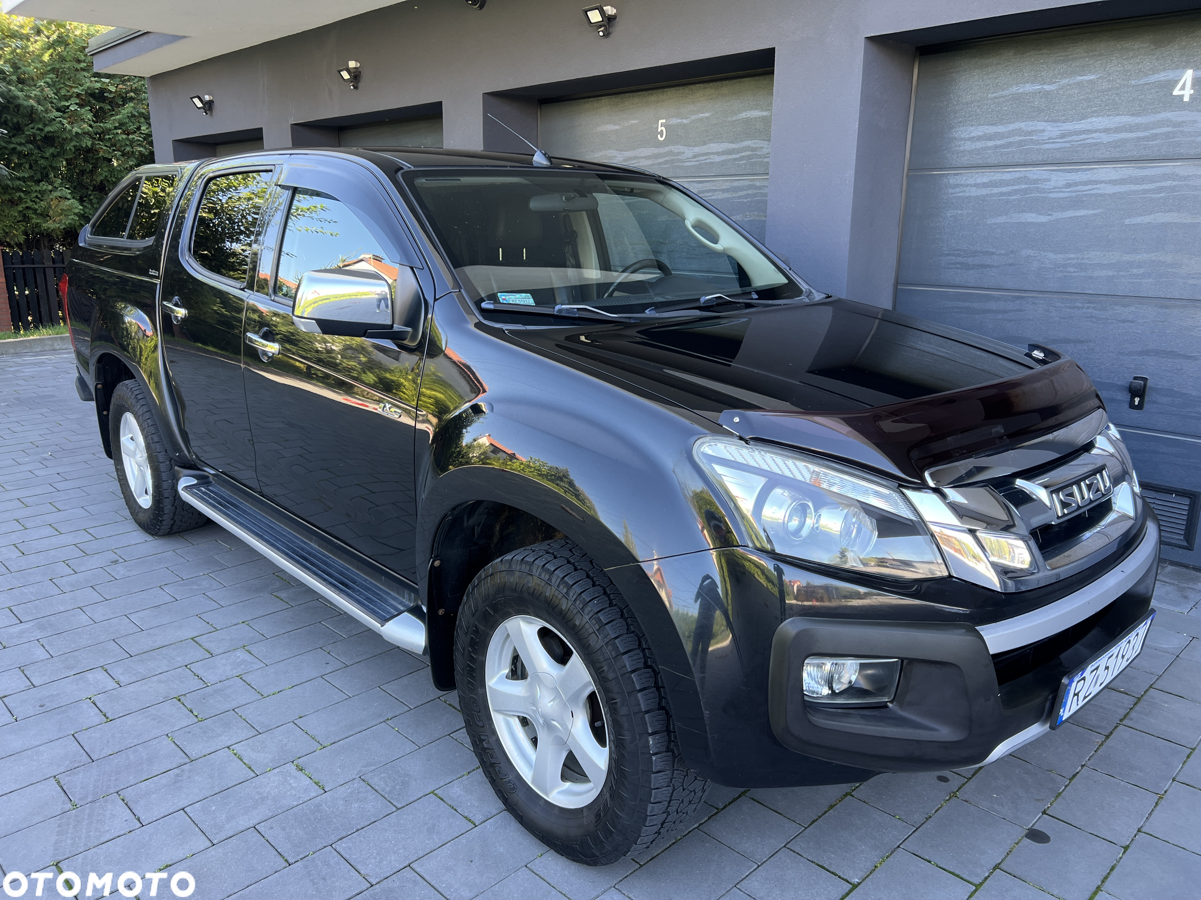 Isuzu D-Max 2.5 EC LS+ - 4
