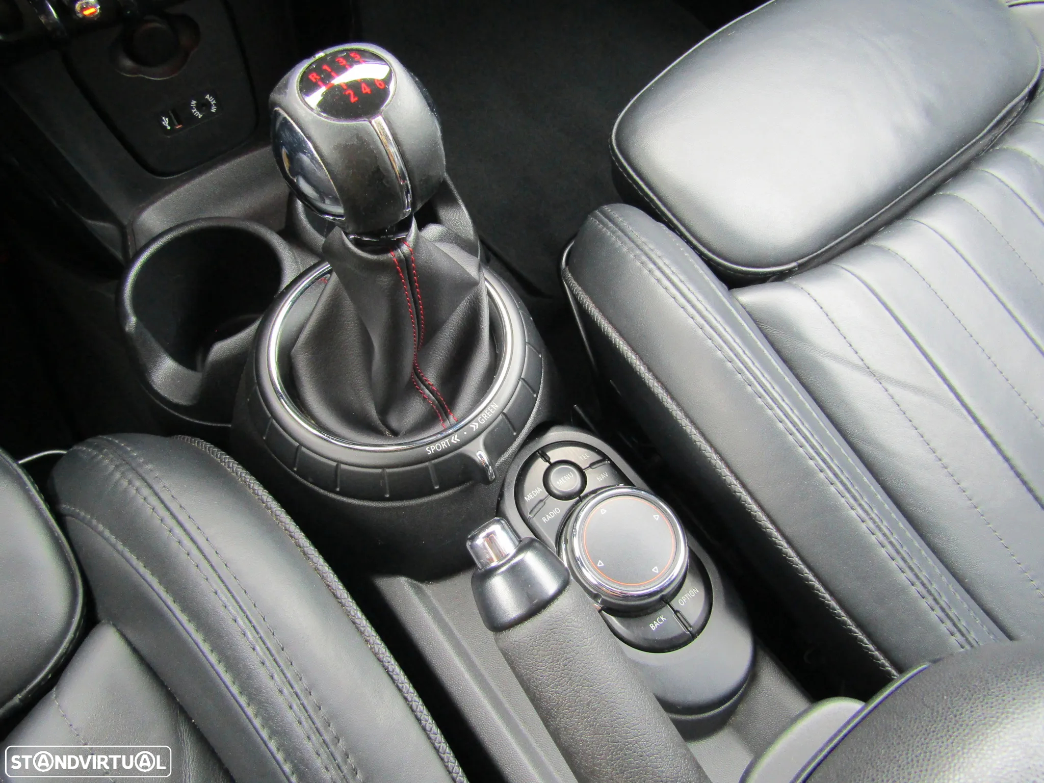 MINI Cabrio Cooper S - 17