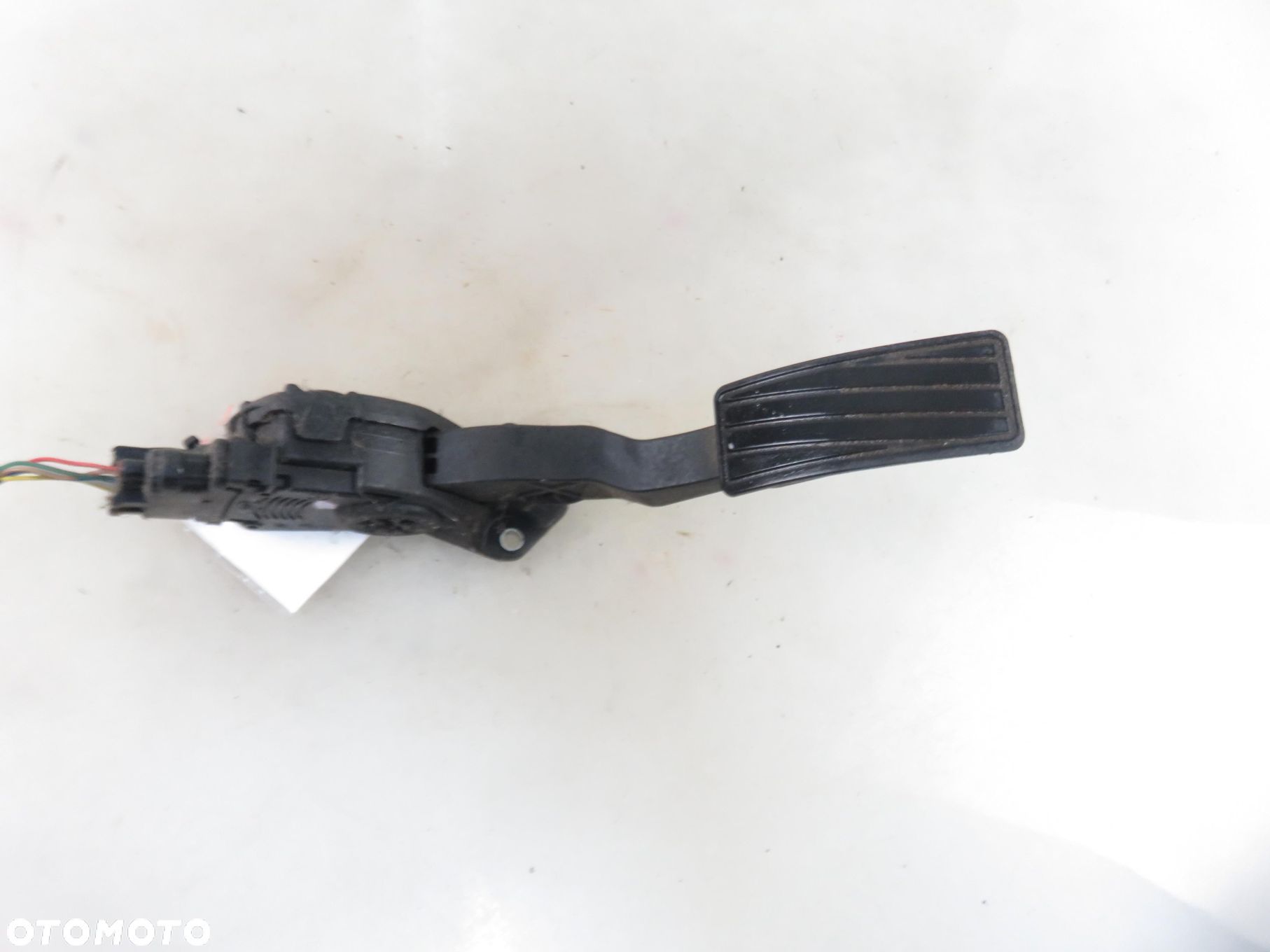 POTENCJOMETR GAZU SUZUKI SWIFT IV 1.2  4940068L51 6PV00907409 - 1