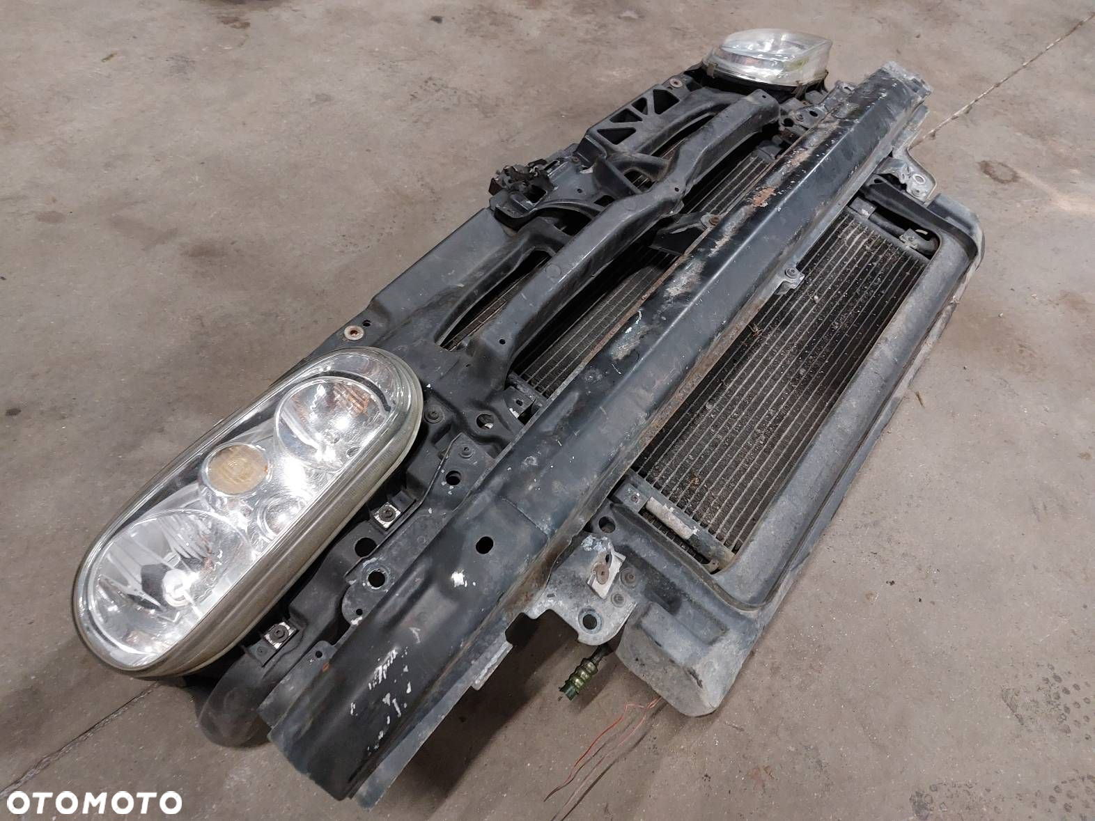 WZMOCNIENIE CZOŁOWE CHŁODNICE WENTYLATORY LAMPY VOLKSWAGEN GOLF IV - 7