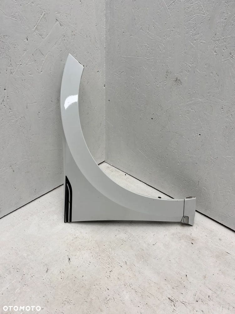 Błotnik prawy przód przedni KOLOR L0K1 BIAŁY VW ARTEON 2024 oryginał ładny - 1