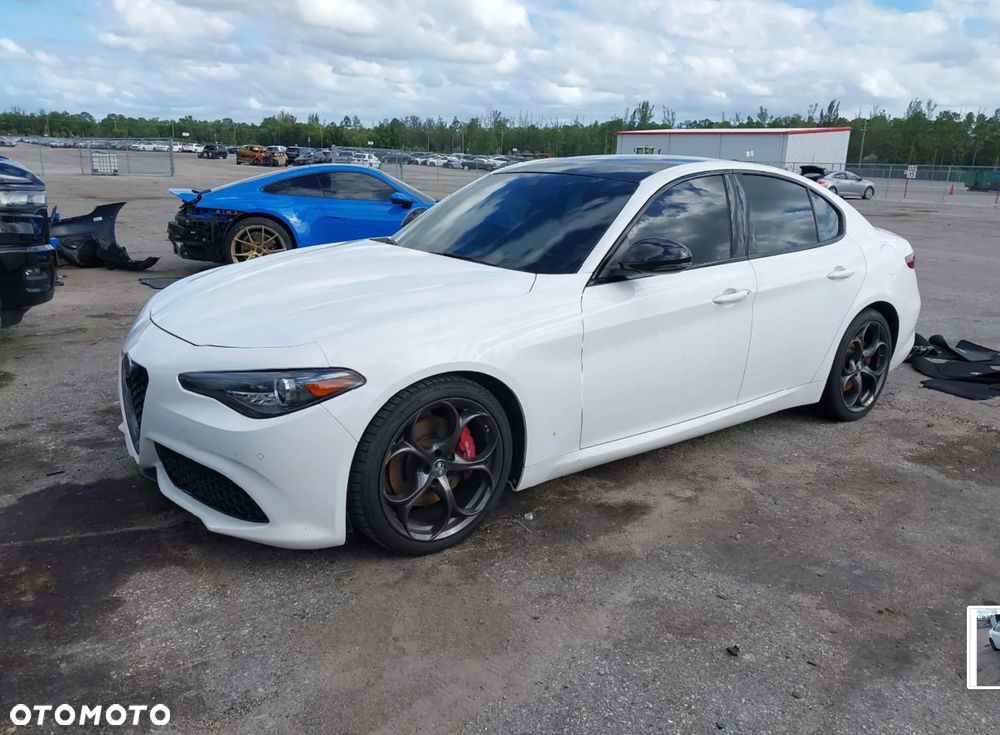 Alfa Romeo Giulia 2.0 Turbo 16V AT8 Veloce Ti - 1