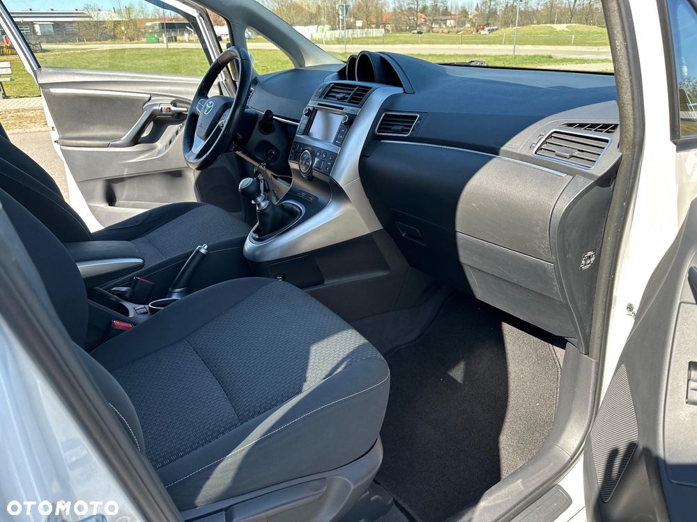 Toyota Verso 2.0 D-4D Edition - 13