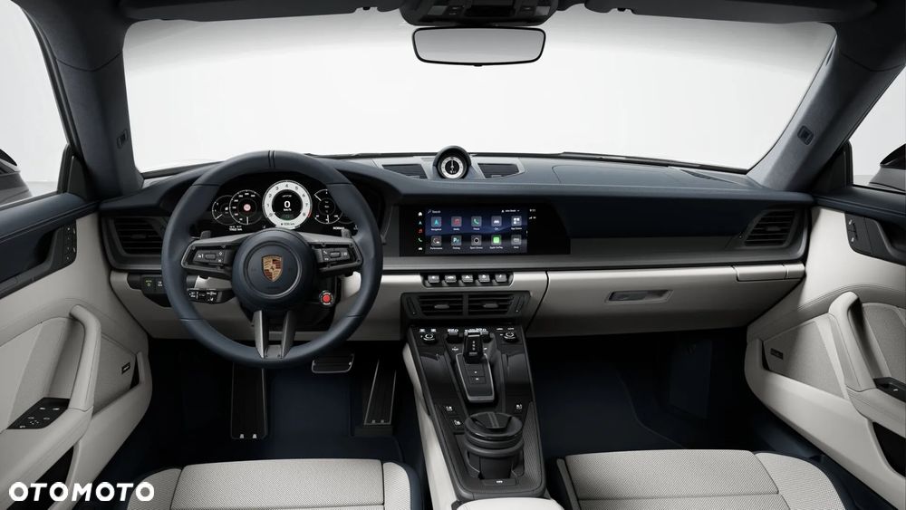 Porsche 911 Carrera 4 GTS - 3