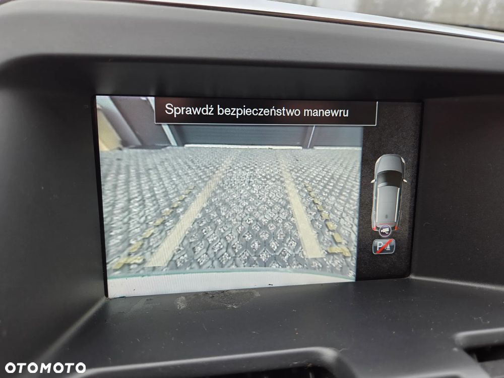 Volvo XC 60 T6 AWD Momentum - 17