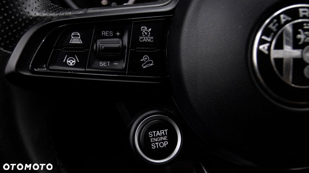 Alfa Romeo Stelvio 2.0 Turbo TI Q4 - 22