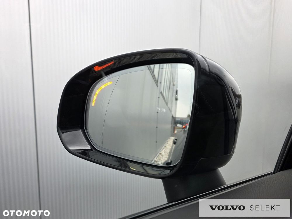 Volvo XC 60 - 36