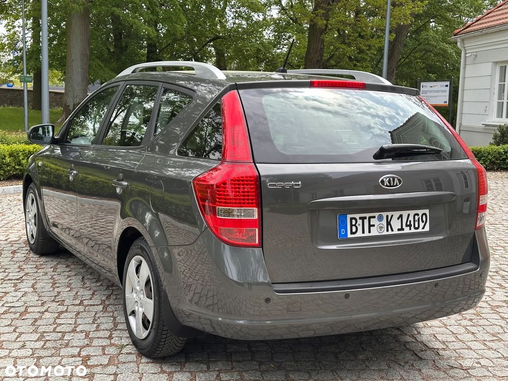 Kia Ceed 1.4 M Euro2012 - 13