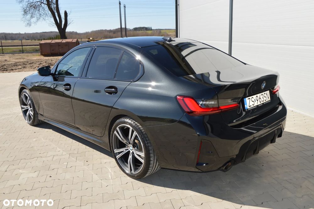 BMW Seria 3 320i M Sport - 11
