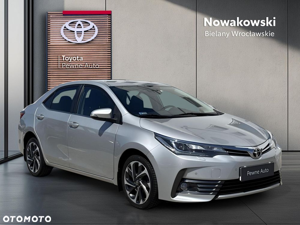 Toyota Corolla - 30