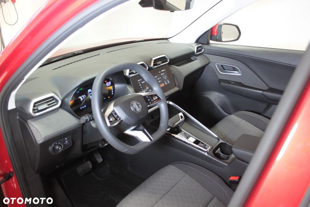 MG ZS Hybrid+ - 23