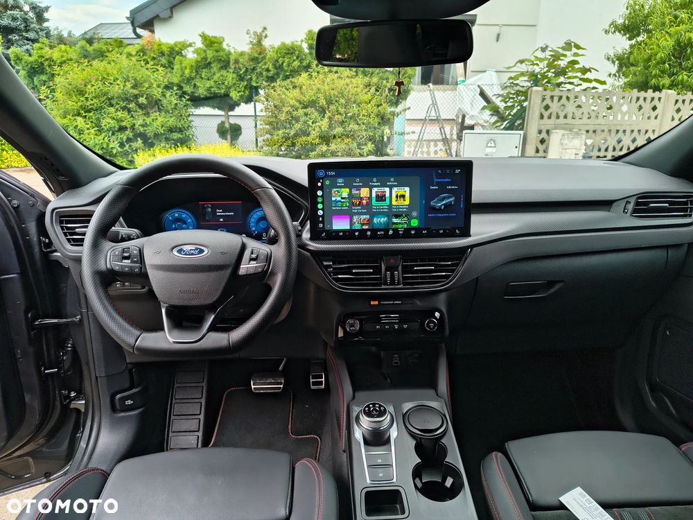 Ford Kuga 2.5 FHEV AWD ST-Line X - 18
