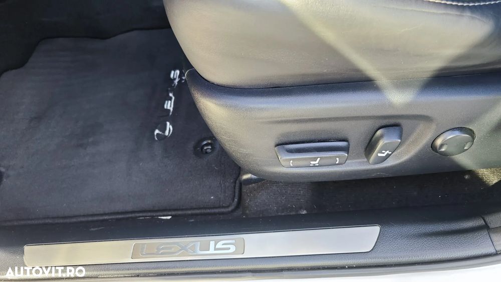 Lexus Seria NX 300h AWD Luxury - 27