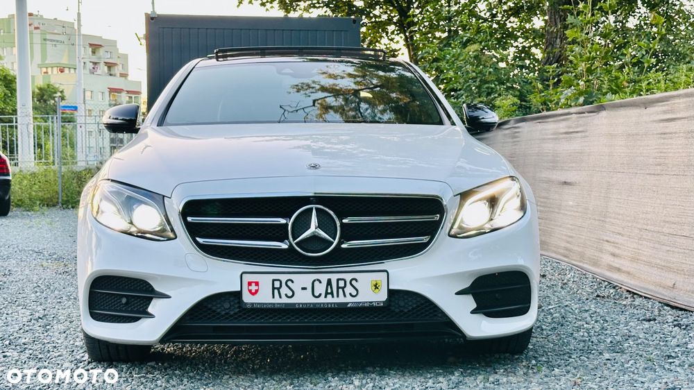 Mercedes-Benz Klasa E 220 d 4-Matic 9G-TRONIC - 2