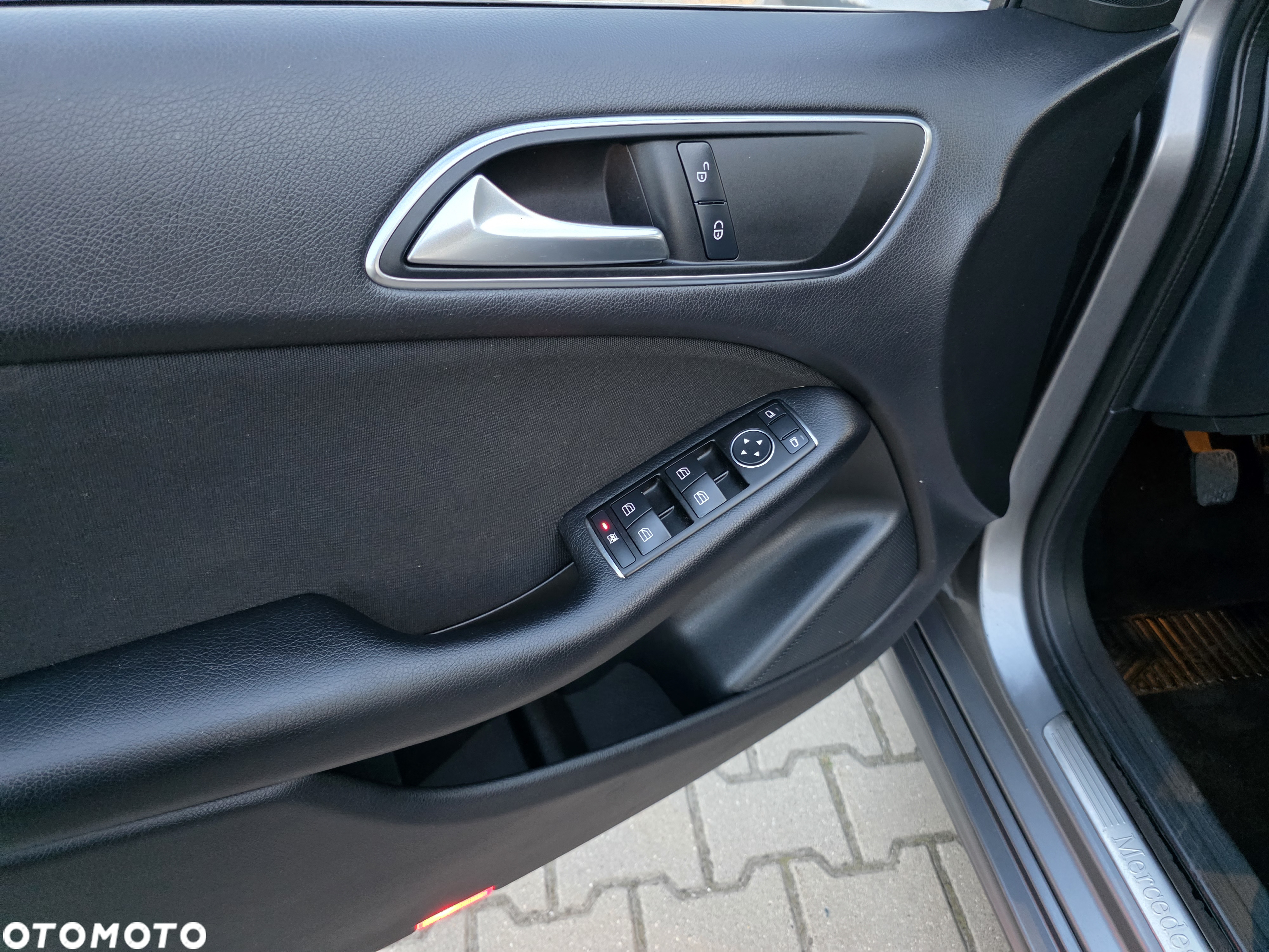 Mercedes-Benz Klasa B 200 CDI (BlueEFFICIENCY) - 20