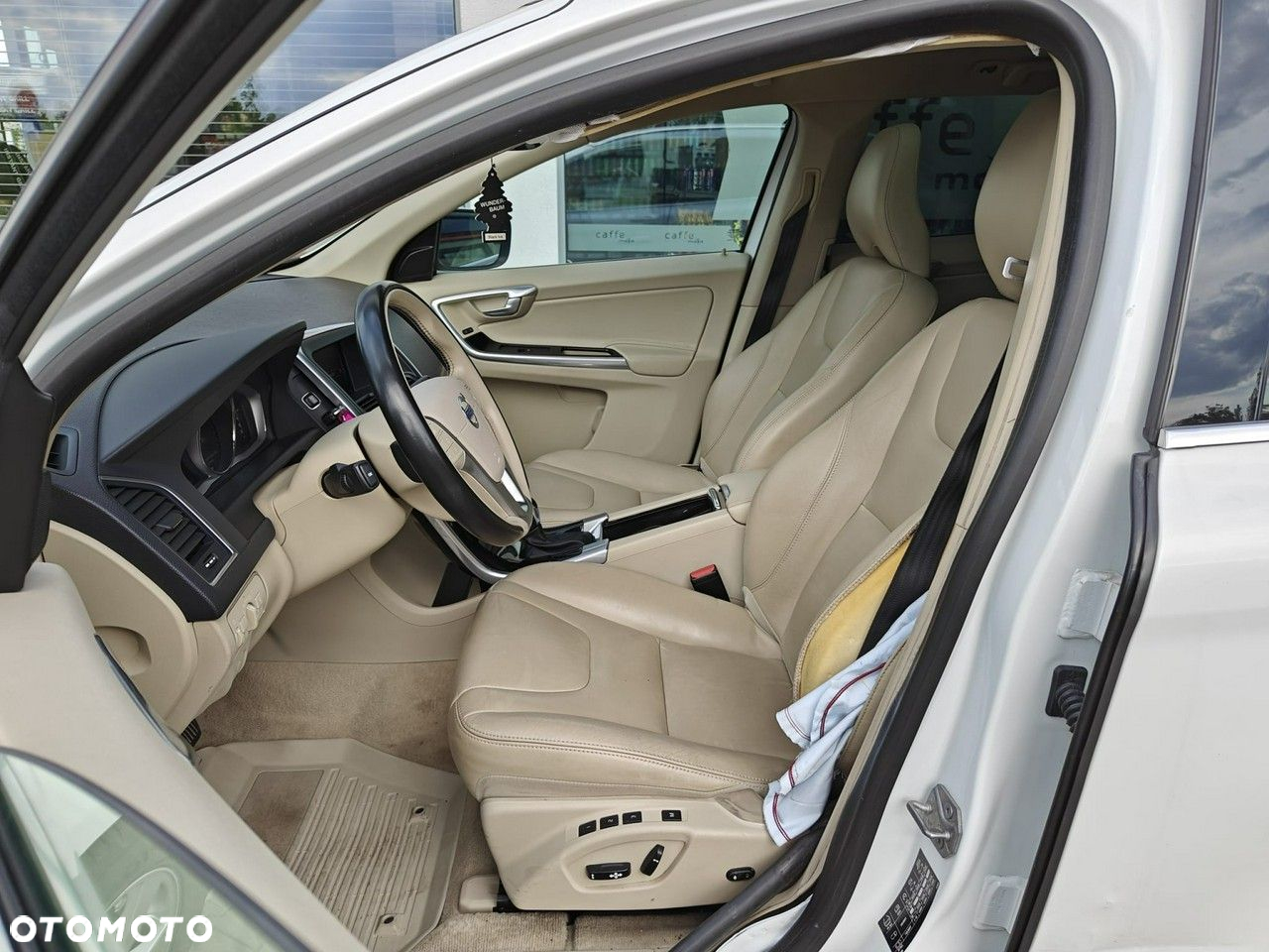 Volvo XC 60 - 12