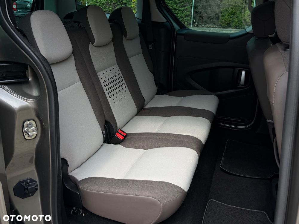 Citroën Berlingo e-HDi 90 FAP EGS6 Multispace Exclusive - 25
