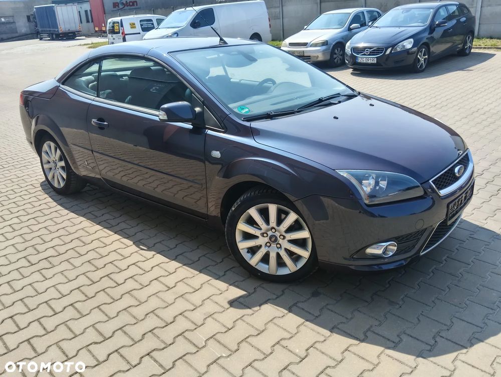 Ford Focus 2.0 16V Titanium - 18