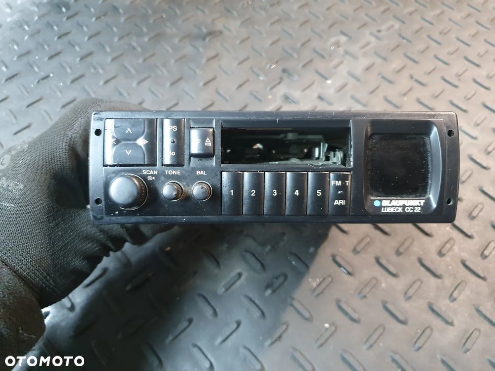 Radio Blaupunkt Iubeck CC 22 RADIO SAMOCHODOWE - 1