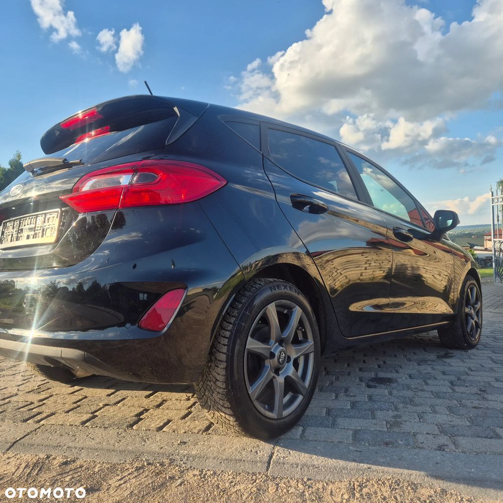 Ford Fiesta - 17