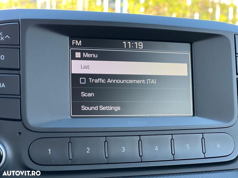 Hyundai KONA - 20