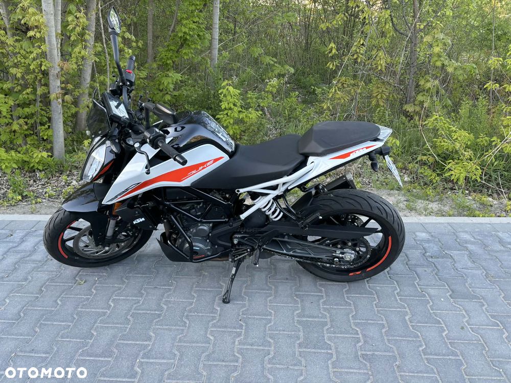 KTM Duke - 4