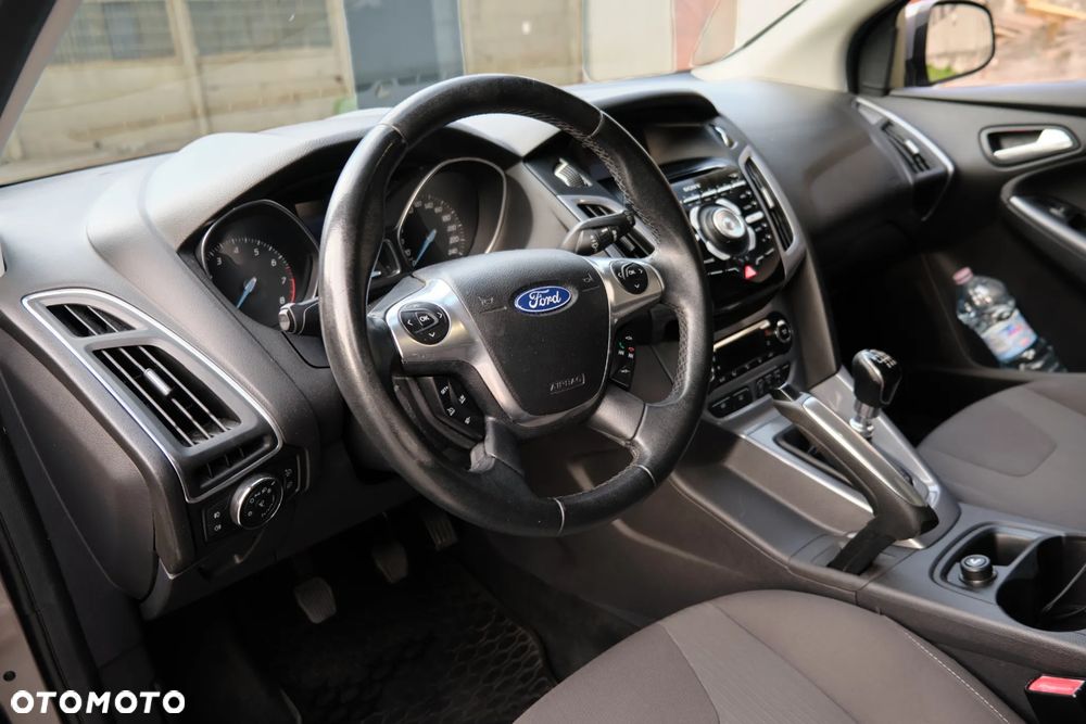 Ford Focus 1.6 EcoBoost Titanium - 12