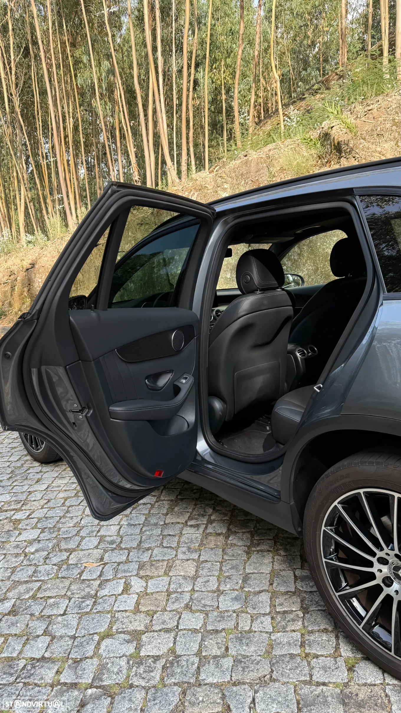 Mercedes-Benz GLC 300 e 4Matic - 21