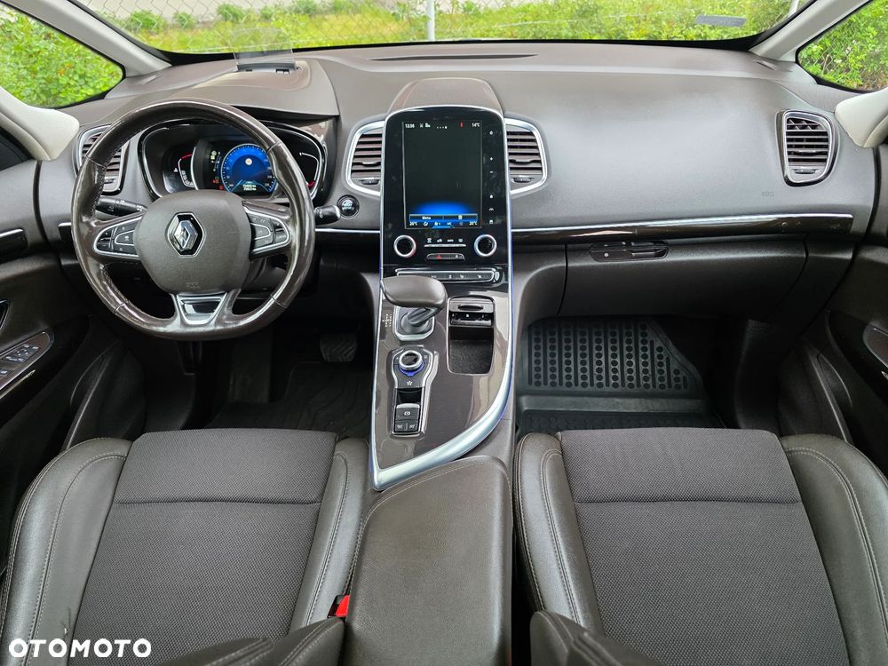 Renault Espace 1.6 dCi Energy Initiale Paris EDC 7os - 16