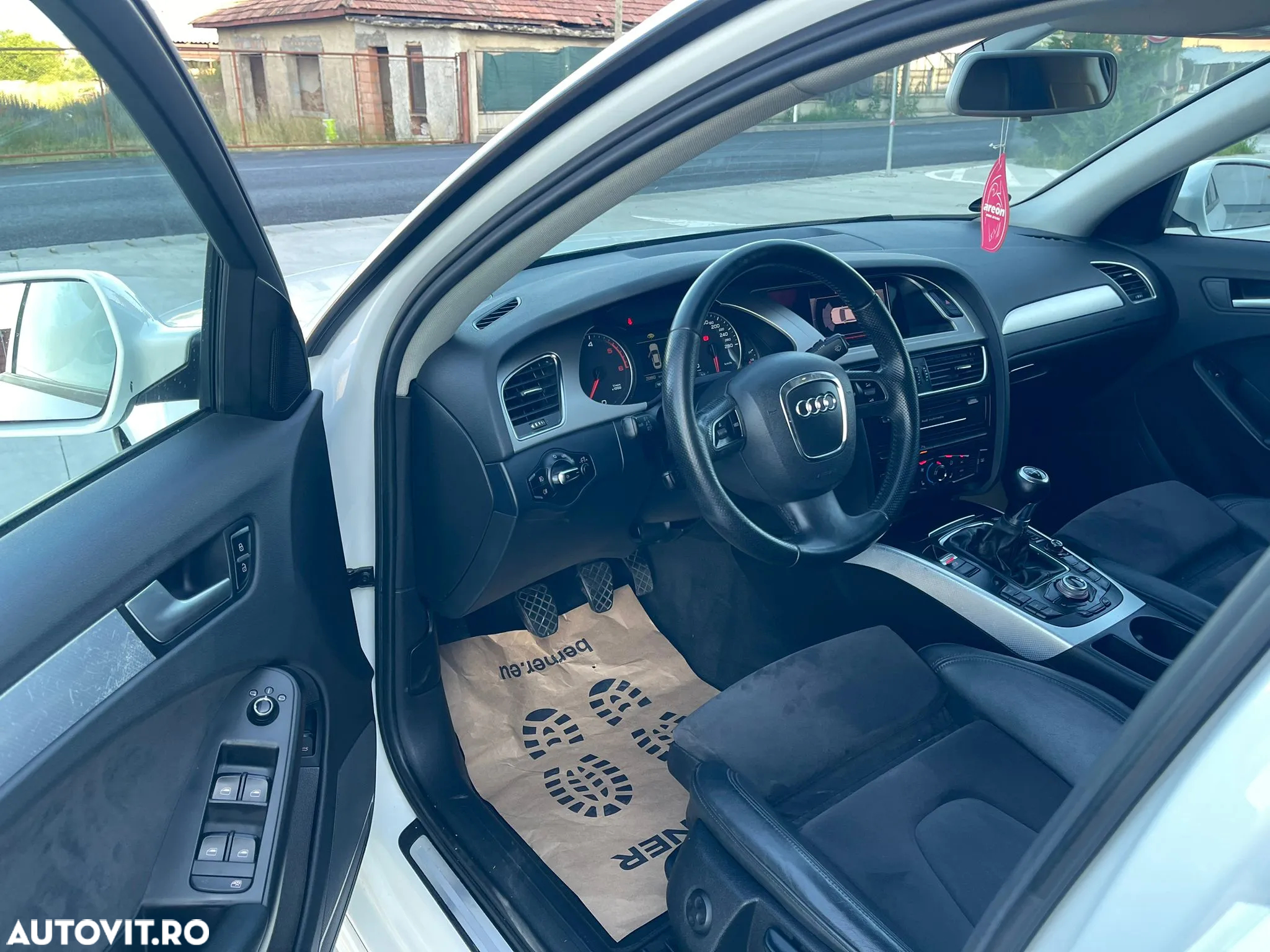 Audi A4 Avant 2.0 TDI DPF S line Sportpaket (plus) - 5