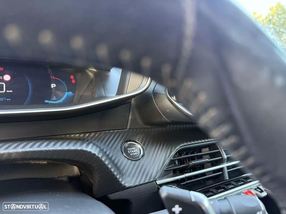 Peugeot 208 1.2 PureTech Allure EAT8 - 19