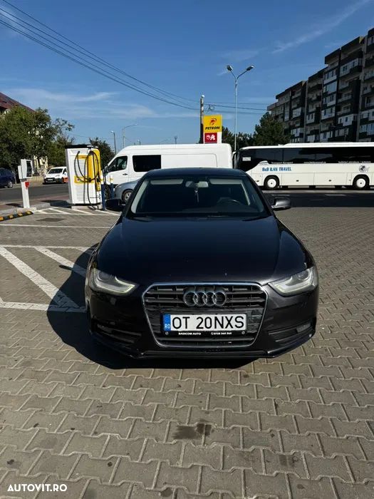 Audi A4 Limuzina - 1