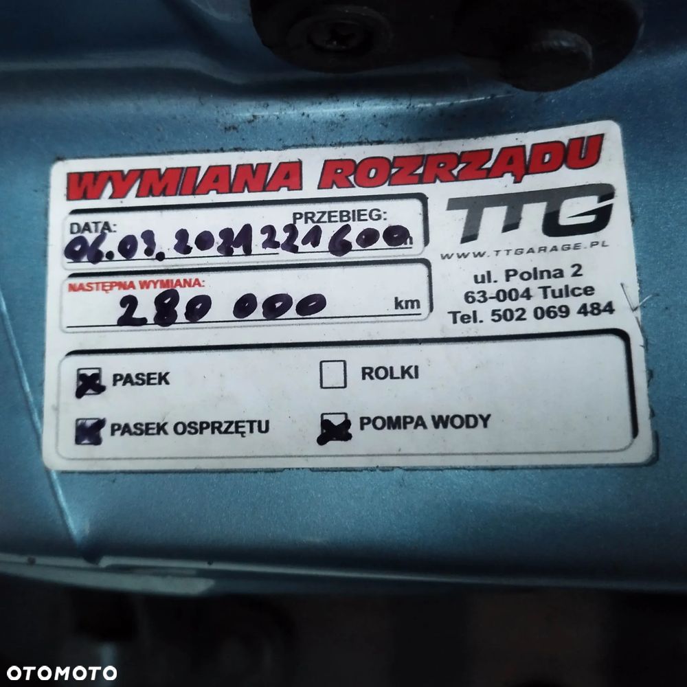 Mitsubishi Grandis 2.4 Inform - 22