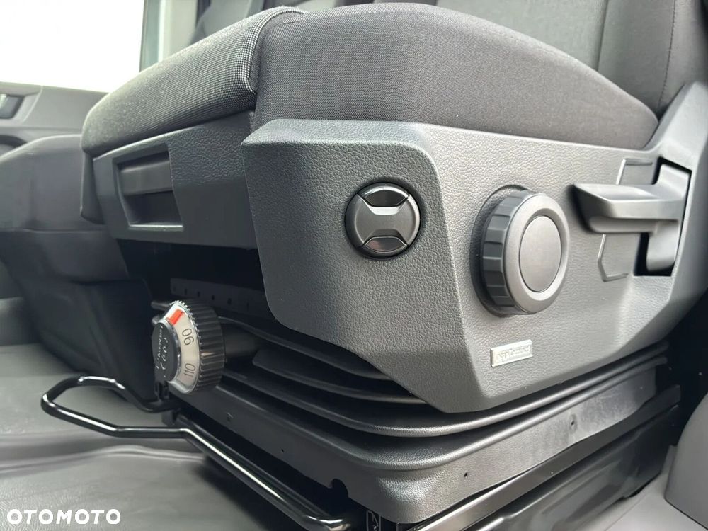 Volkswagen Crafter 35 Furgon AUTOMAT/L4H3, 2.0BiTDI 177KM, 4490mm, Wysoki dach, r.o. 4490 - 19