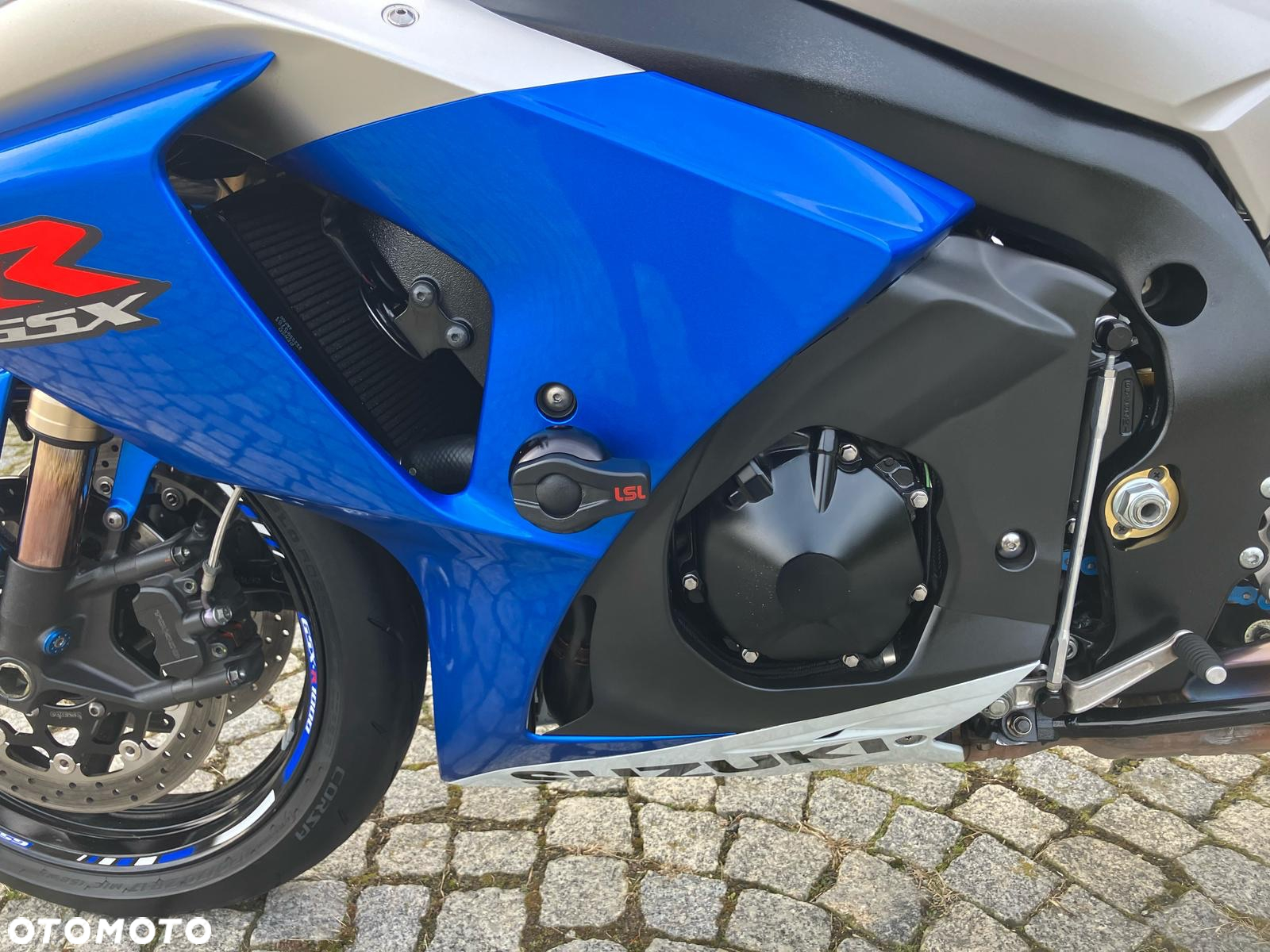 Suzuki GSX-R - 17