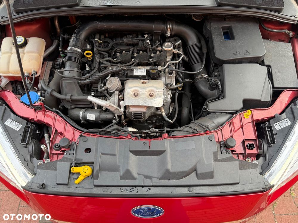 Ford Focus 1.0 EcoBoost Titanium - 12