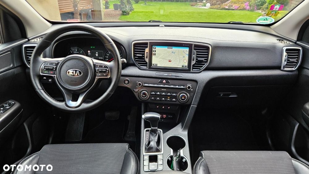 Kia Sportage 2.0 CRDI 4WD Automatik Dream-Team Edition - 17