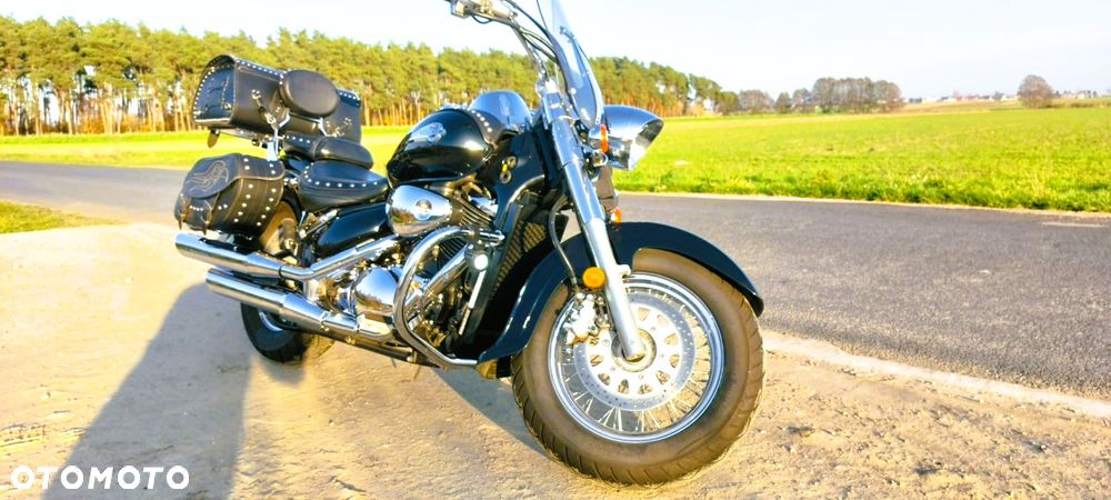 Suzuki VL 800 Volusia - Boulevard C50 - 6