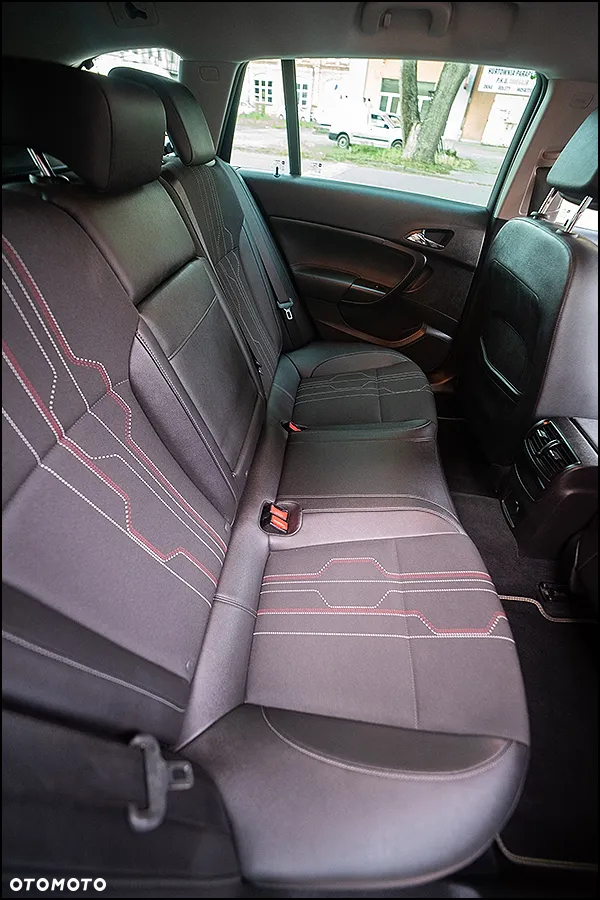 Opel Insignia - 33