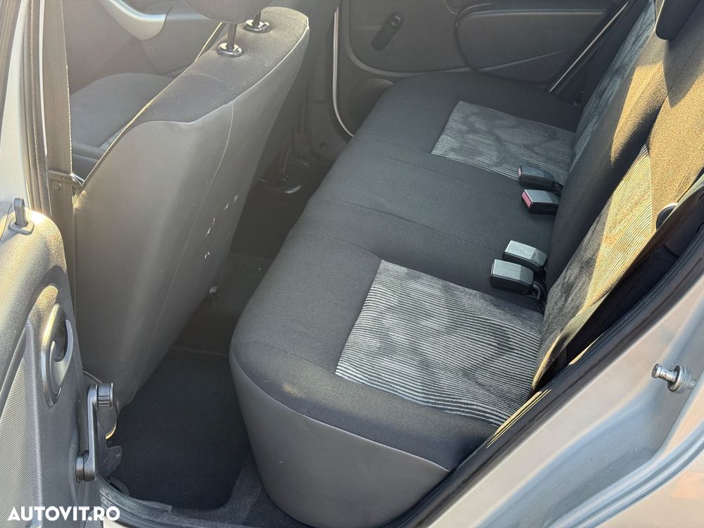 Dacia Sandero 1.2 Ambiance - 12