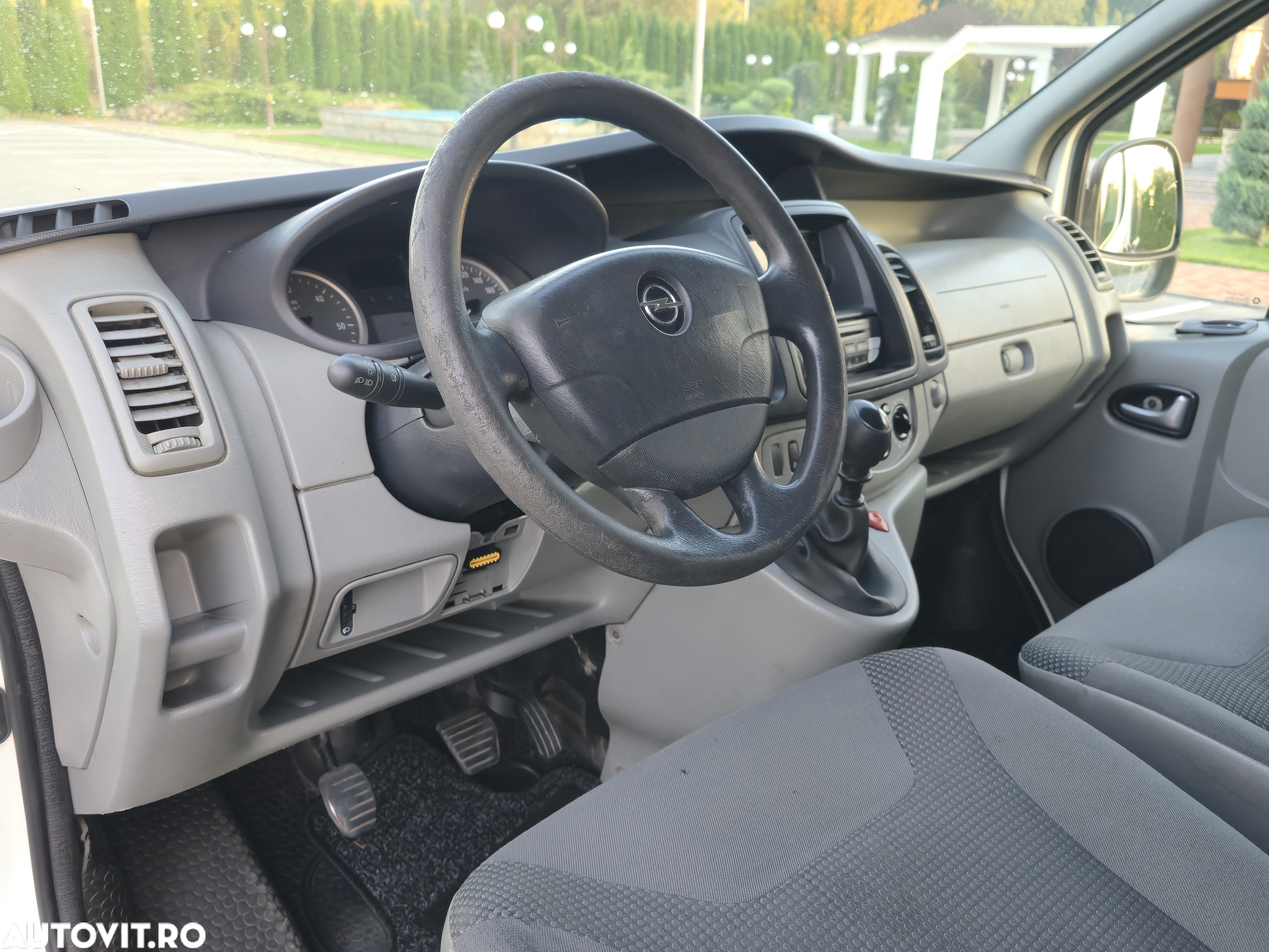 Opel Vivaro - 6
