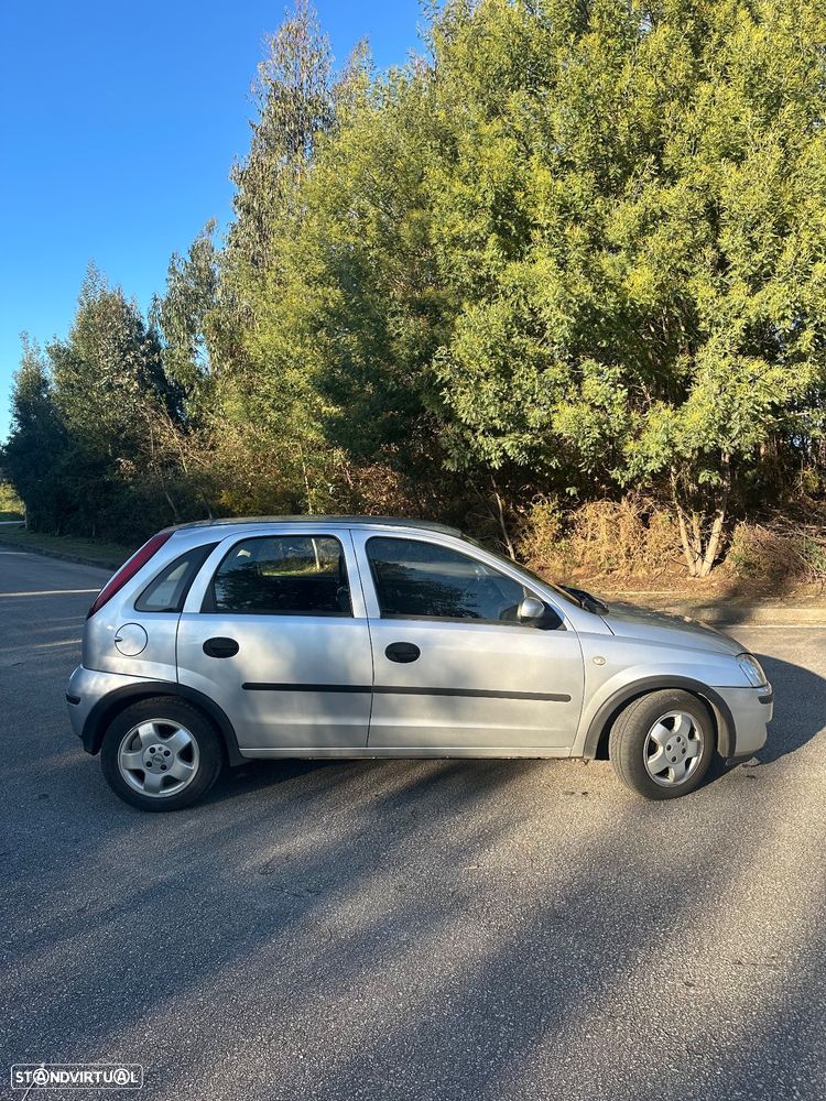 Opel Corsa 1.3 CDTI Cosmo - 2