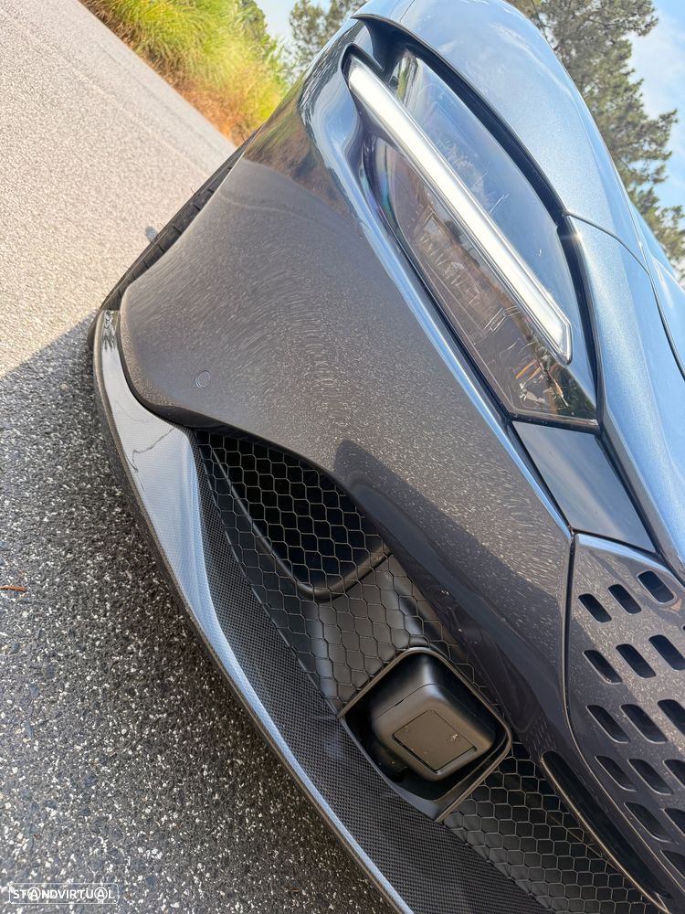 Ferrari Roma 3.9 Twin-Turbo V8 - 9