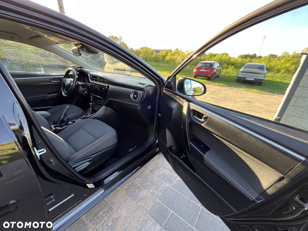 Toyota Corolla 1.6 Prestige MS EU6 - 26