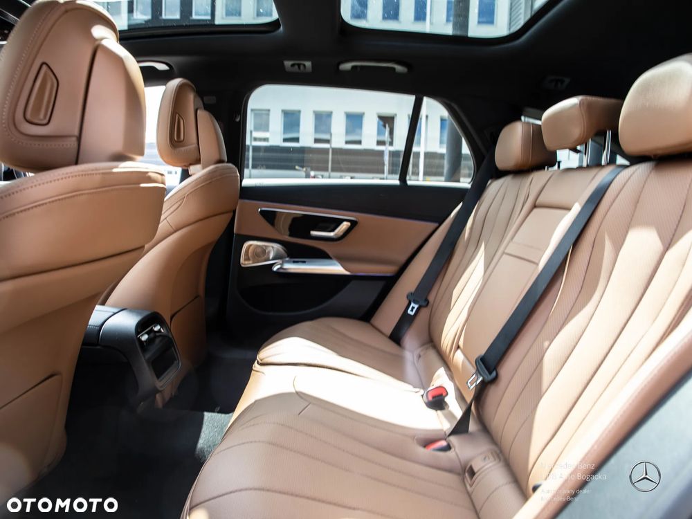 Mercedes-Benz Klasa E 220 d mHEV 4-Matic AMG 9G-Tronic - 11