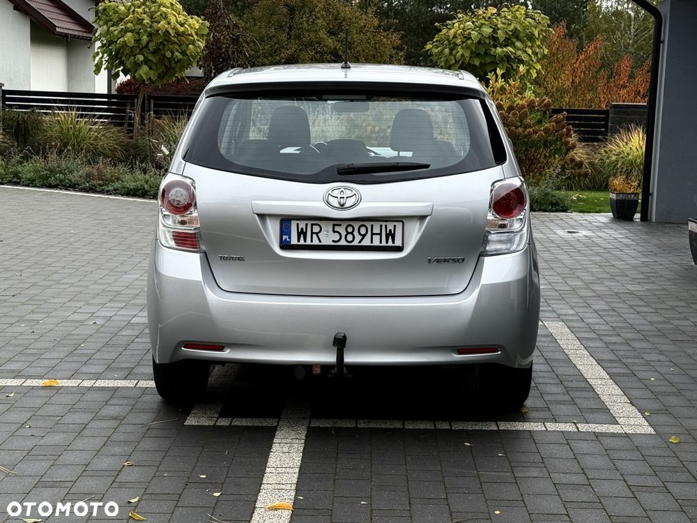 Toyota Verso 1.8 Edition - 6