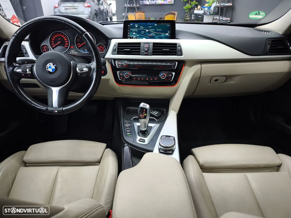 BMW 330 e iPerformance Line Luxury Purity - 21