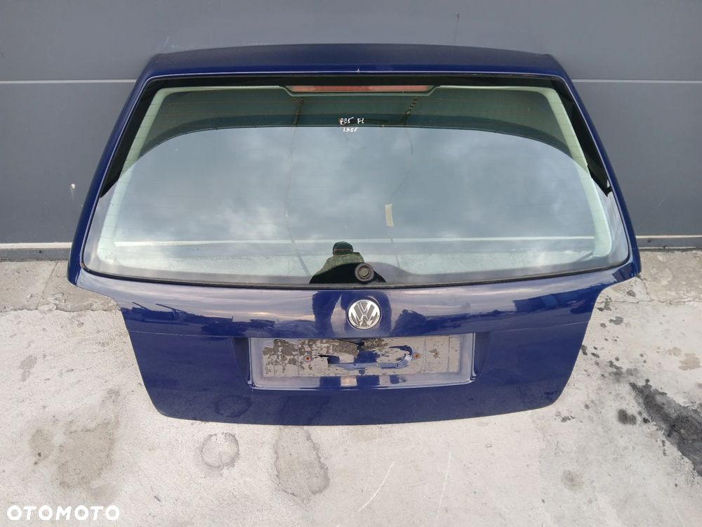 Klapa Bagażnika LA5E z Szybą Passat B5 Lift Kombi - 1